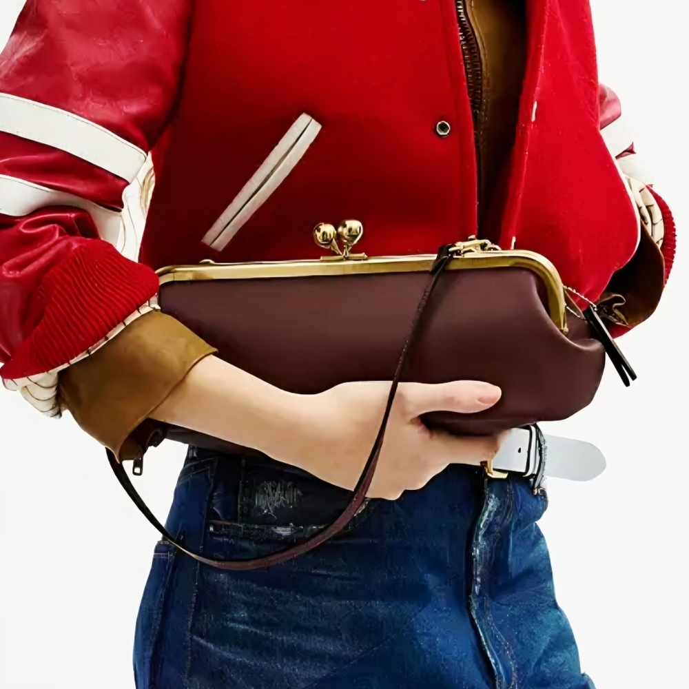 Coach Maple Brown Leather Kiss-Lock Frame 30